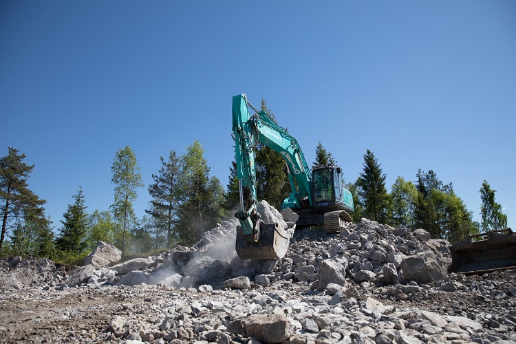 Kobelco SK300LC-10, Gravemaskine