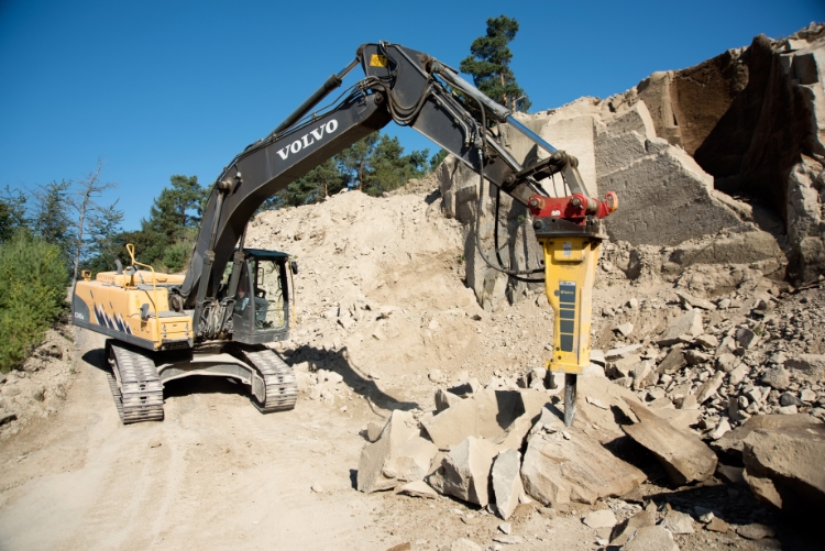 Epiroc MB1650, Hydraulikhammer