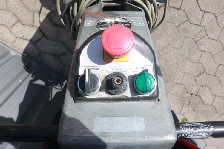 HTC 420, Brugt slibemaskine